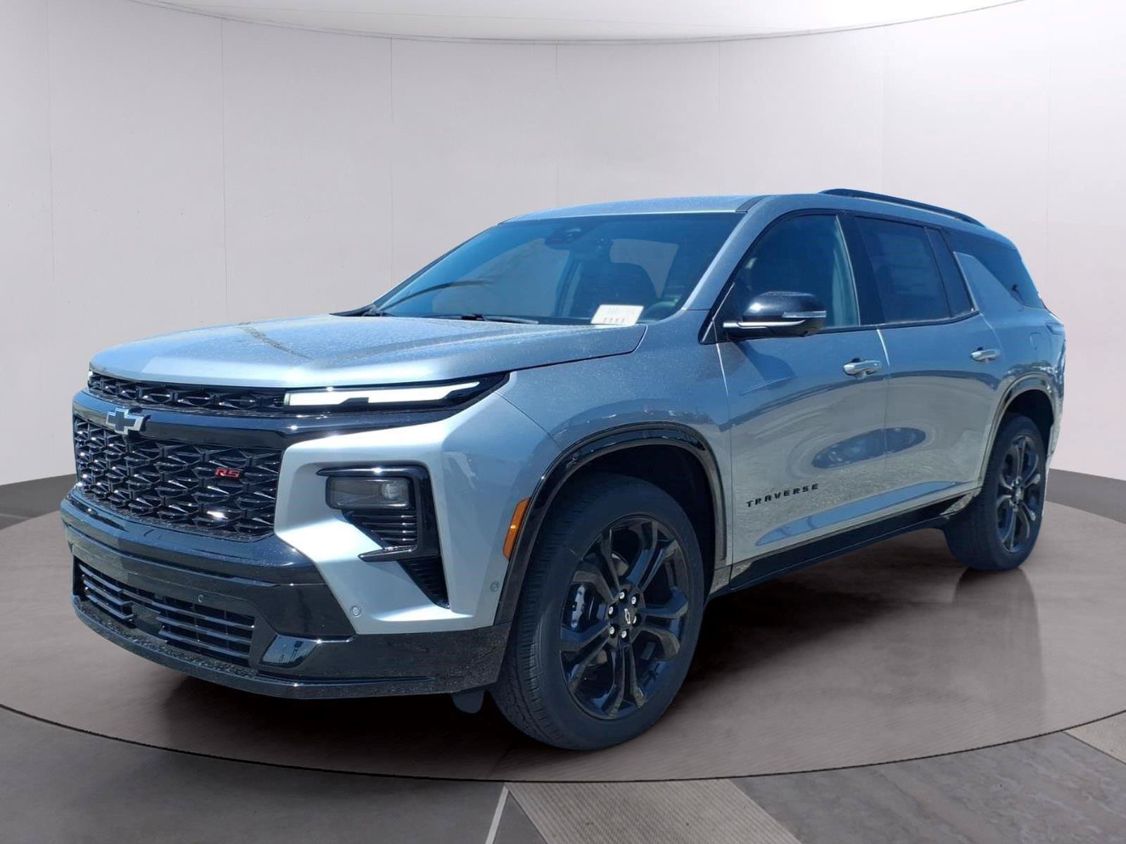 New 2027 Chevrolet Traverse RS w/ LPO, Floor Liner Package FWD image 1