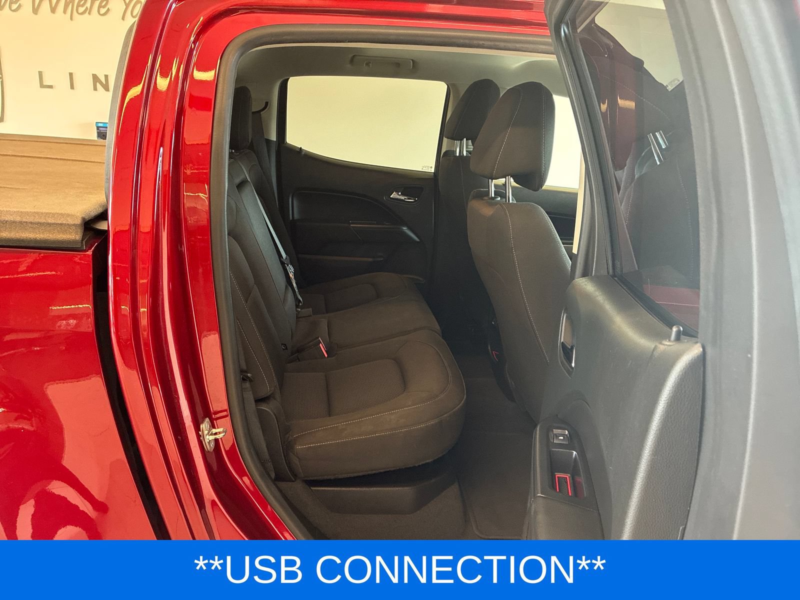 Used 2021 Chevrolet Colorado LT w/ LT Convenience Package AWD/4WD image 10