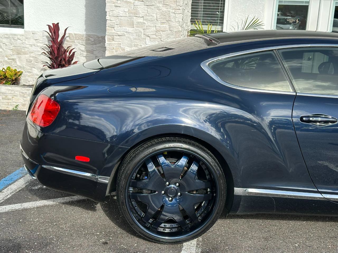 Used 2012 Bentley Continental GT AWD/4WD image 17