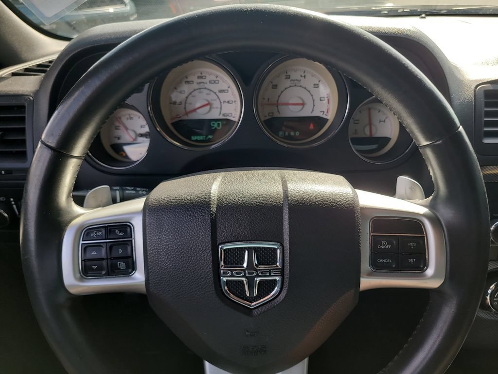 Used 2014 Dodge Challenger R/T RWD image 24