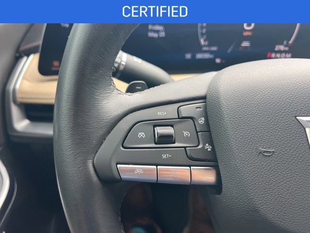 Used 2024 Cadillac XT4 Luxury w/ Cold Weather Package FWD image 12