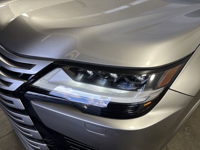 Used 2024 Lexus LX 600 4WD w/ Luxury Package image 32