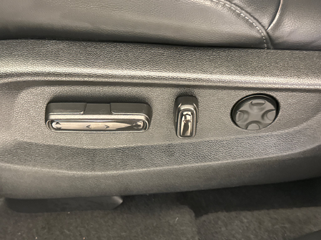 Used 2021 Honda CR-V EX-L image 24