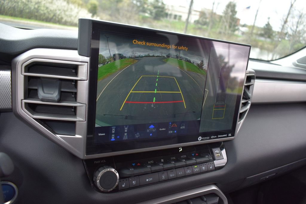 Used 2024 Toyota Tundra Limited AWD/4WD image 23