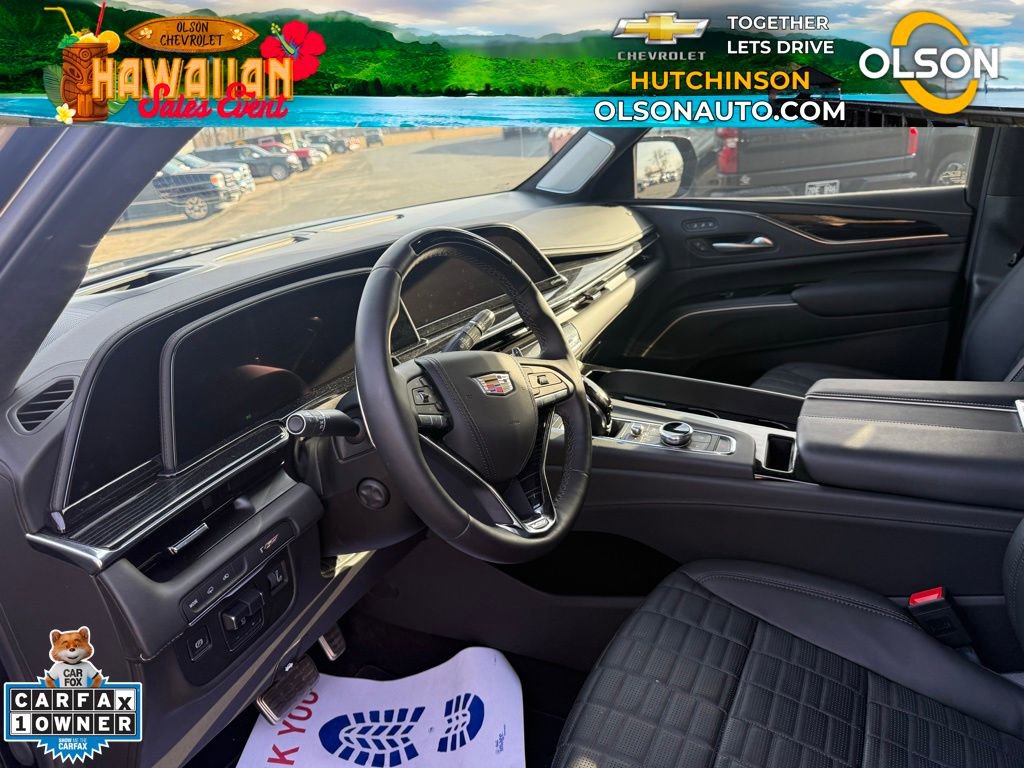 Certified 2024 Cadillac Escalade V w/ Heavy-Duty Trailer Package image 13