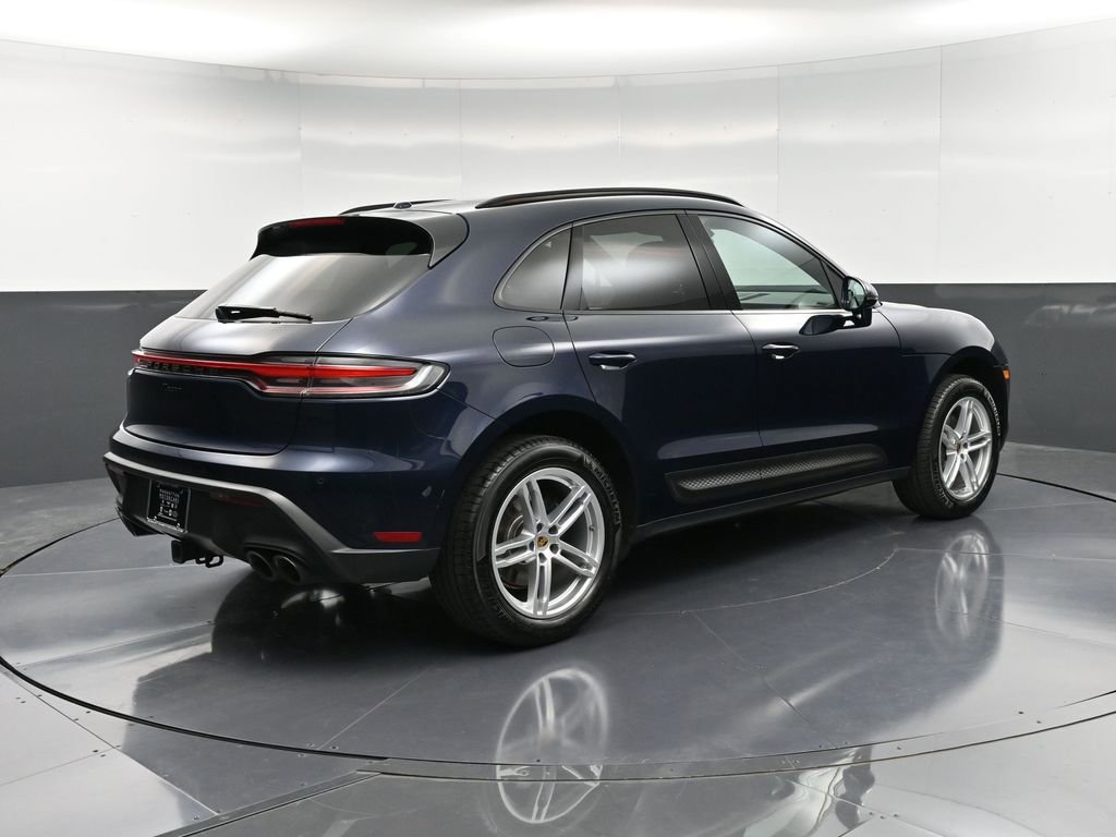 Used 2023 Porsche Macan Turbo AWD/4WD image 8