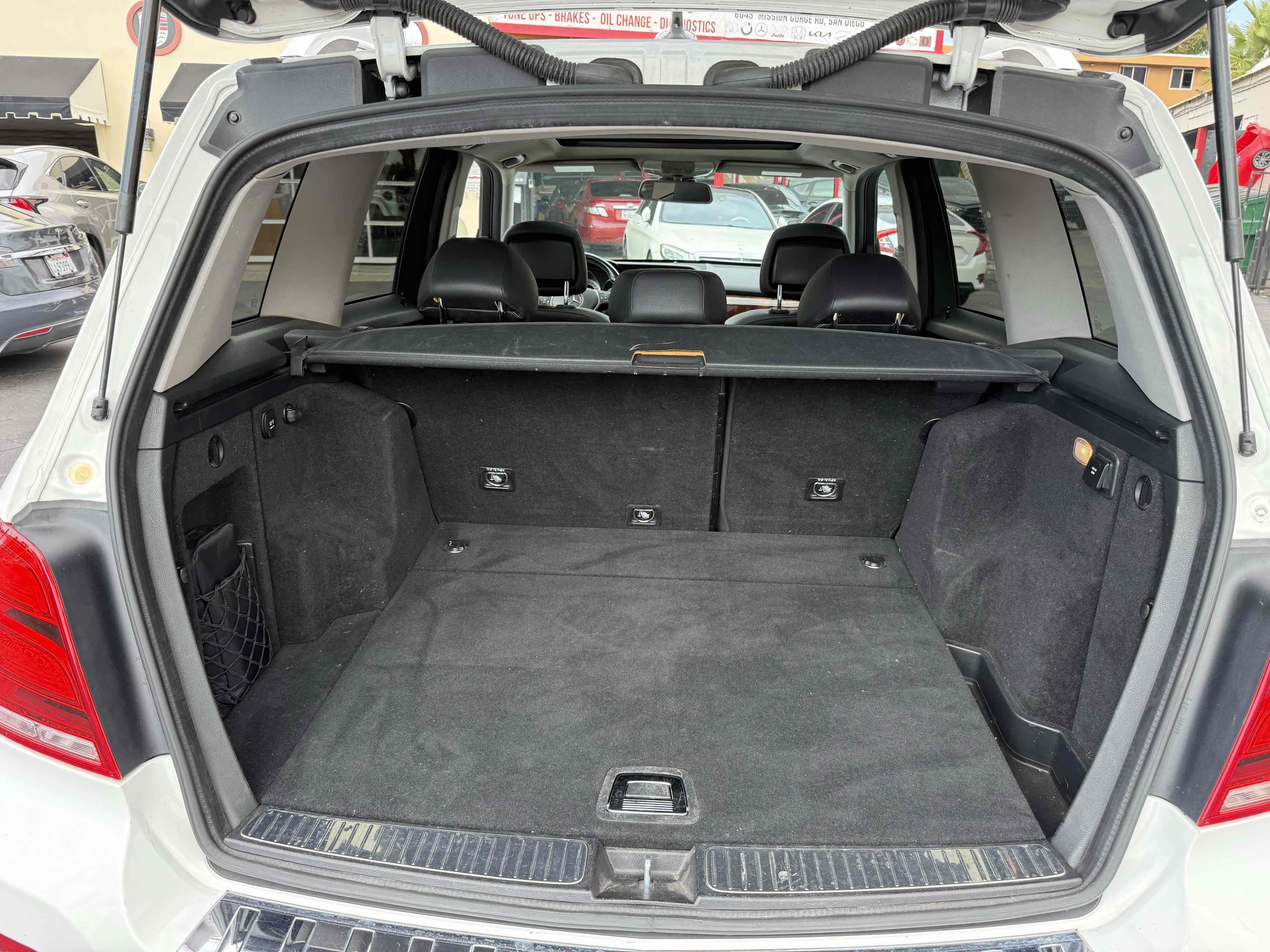 Used 2013 Mercedes-Benz GLK 350 2WD image 8