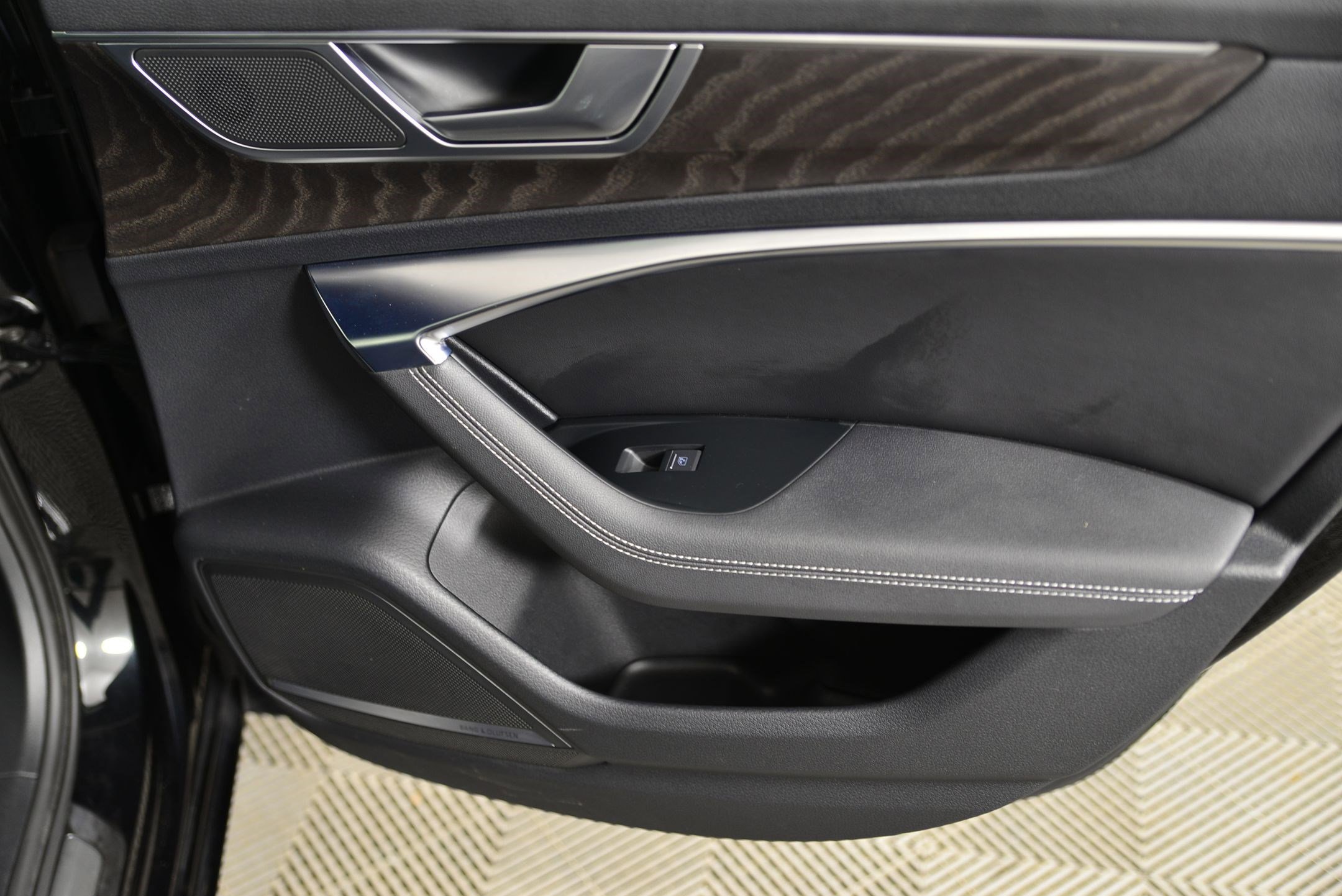 Used 2023 Audi A6 Premium Plus w/ Premium Plus Package image 22