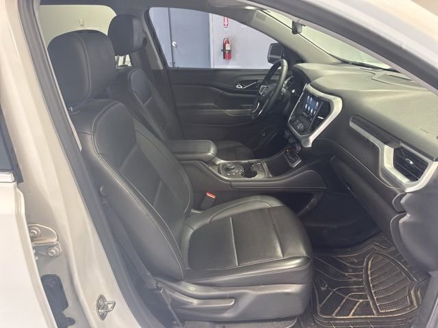 Used 2023 GMC Acadia SLT image 25
