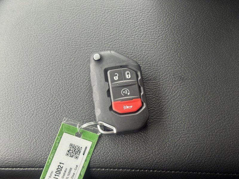 New 2026 Jeep Gladiator Sport image 39