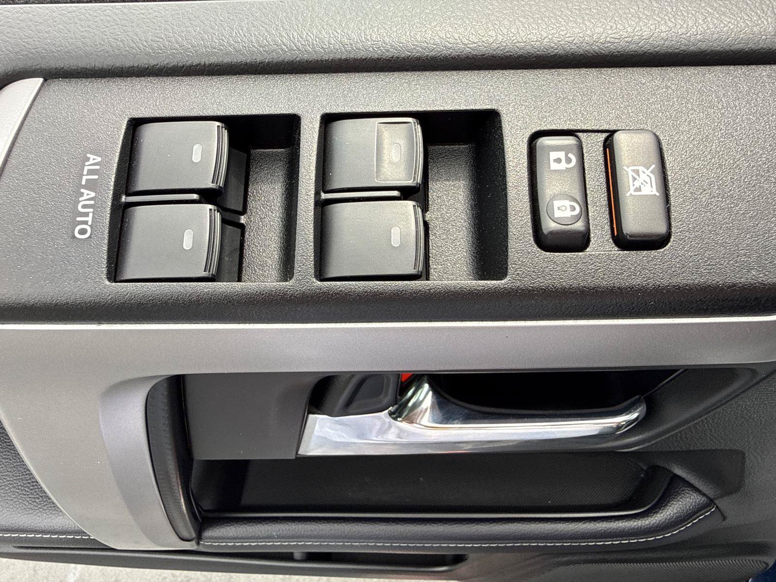 Used 2022 Toyota 4Runner SR5 Premium w/ Moonroof Package AWD/4WD image 11