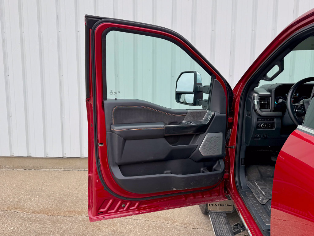 Certified 2024 Ford F450 Platinum w/ FX4 Off-Road Package AWD/4WD image 14