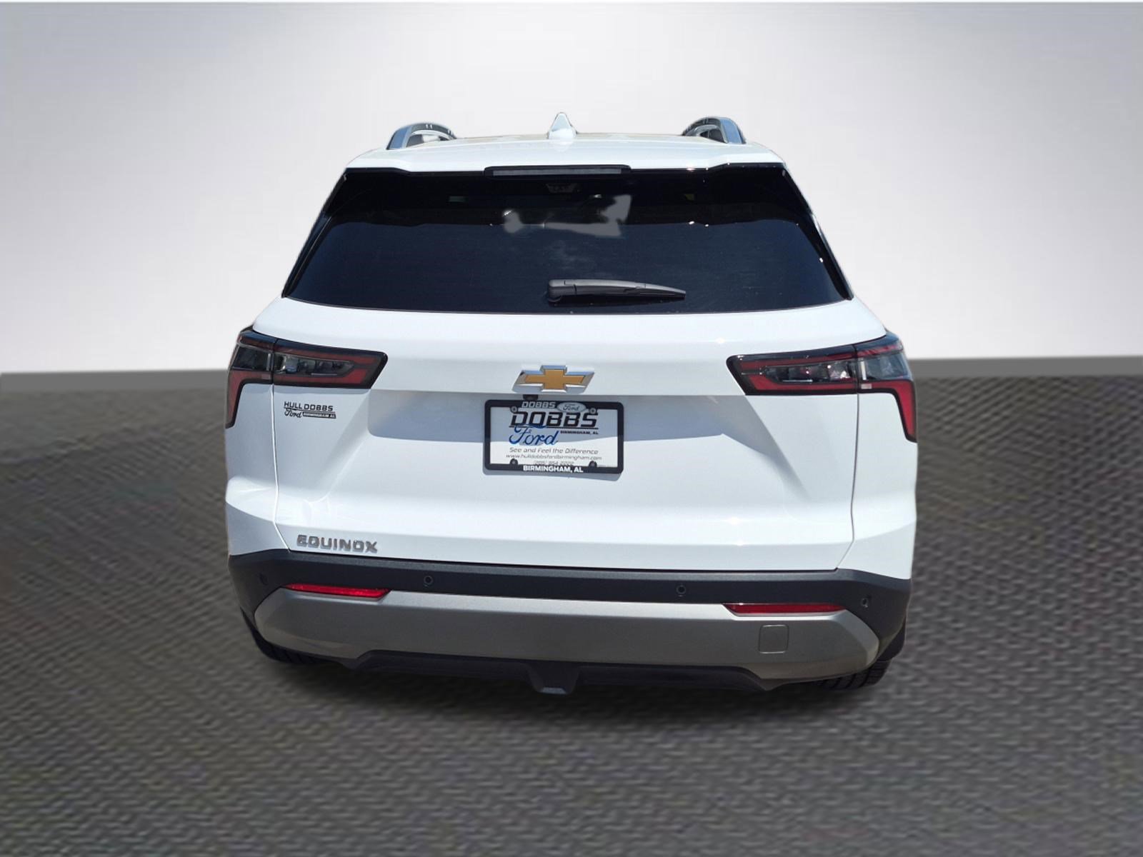 Used 2026 Chevrolet Equinox LT w/ Safety and Technology Package image 6