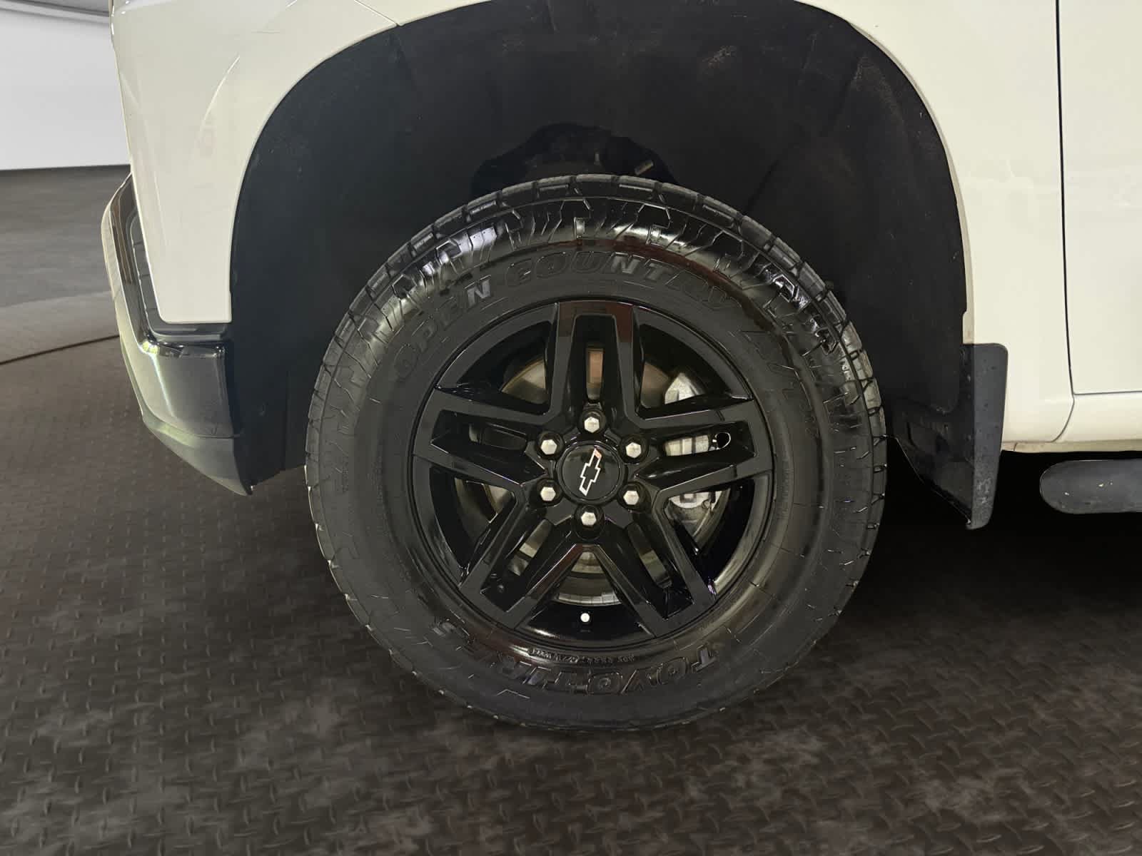 Used 2020 Chevrolet Silverado 1500 LT Trail Boss AWD/4WD image 21