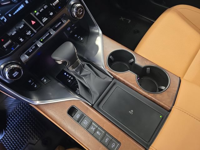 Used 2026 Lexus LX 600 4WD w/ Accessory Package (2T) image 29