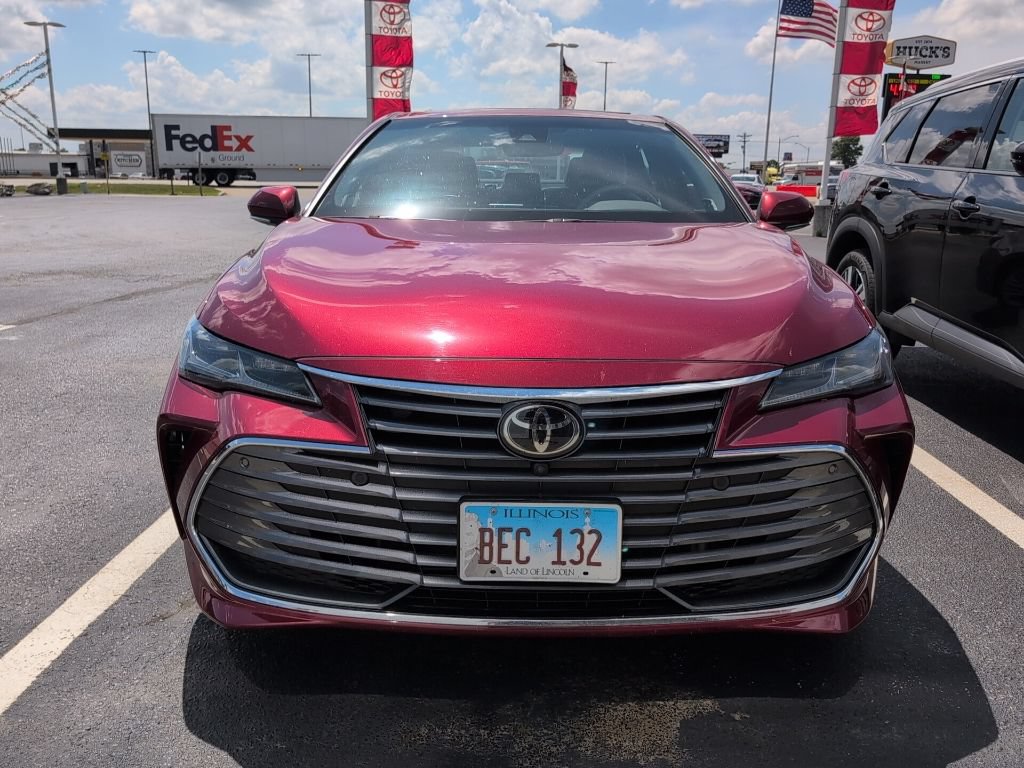 Used 2021 Toyota Avalon Limited w/ Advanced Safety Package FWD image 3
