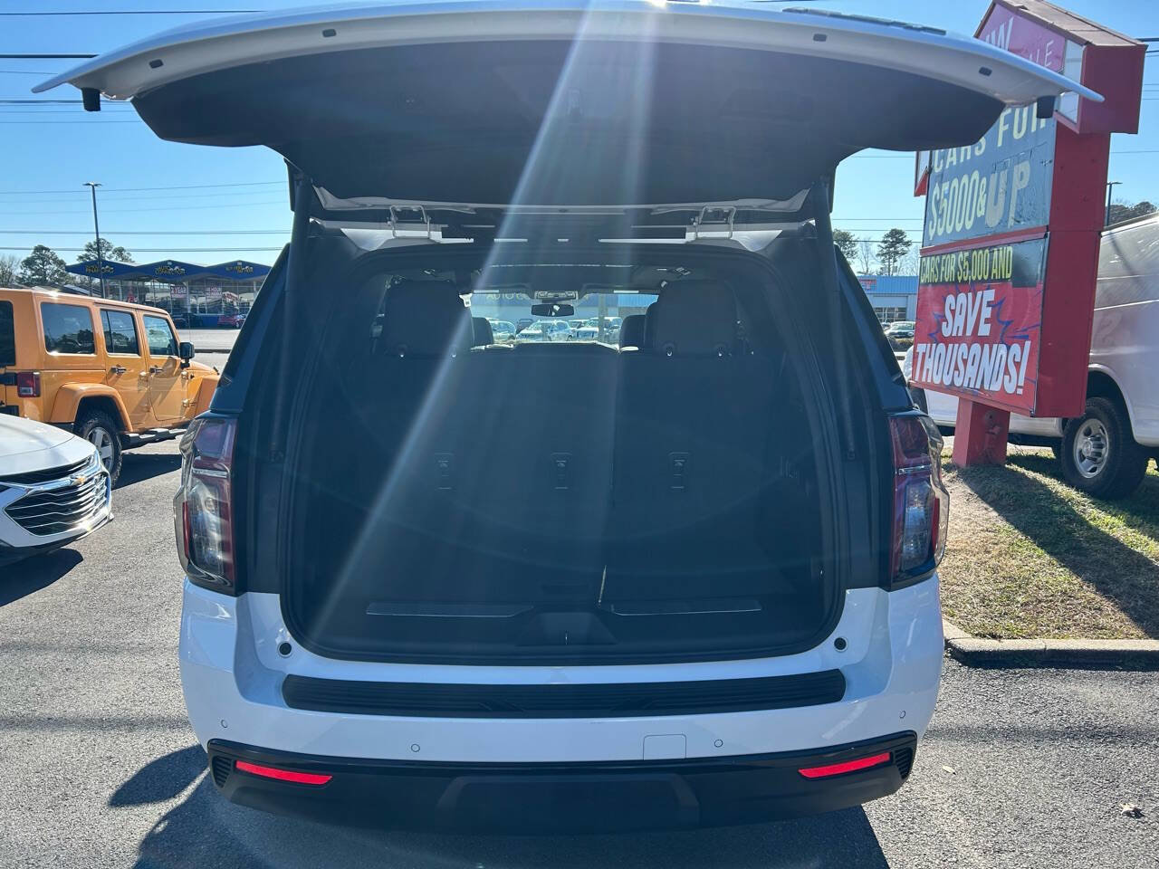 Used 2023 Chevrolet Tahoe RST image 28