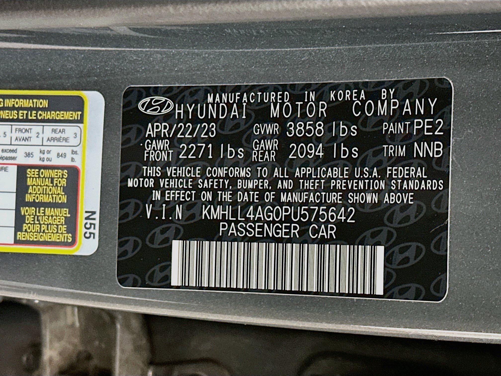 Used 2023 Hyundai Elantra SE w/ Cargo Package FWD image 12