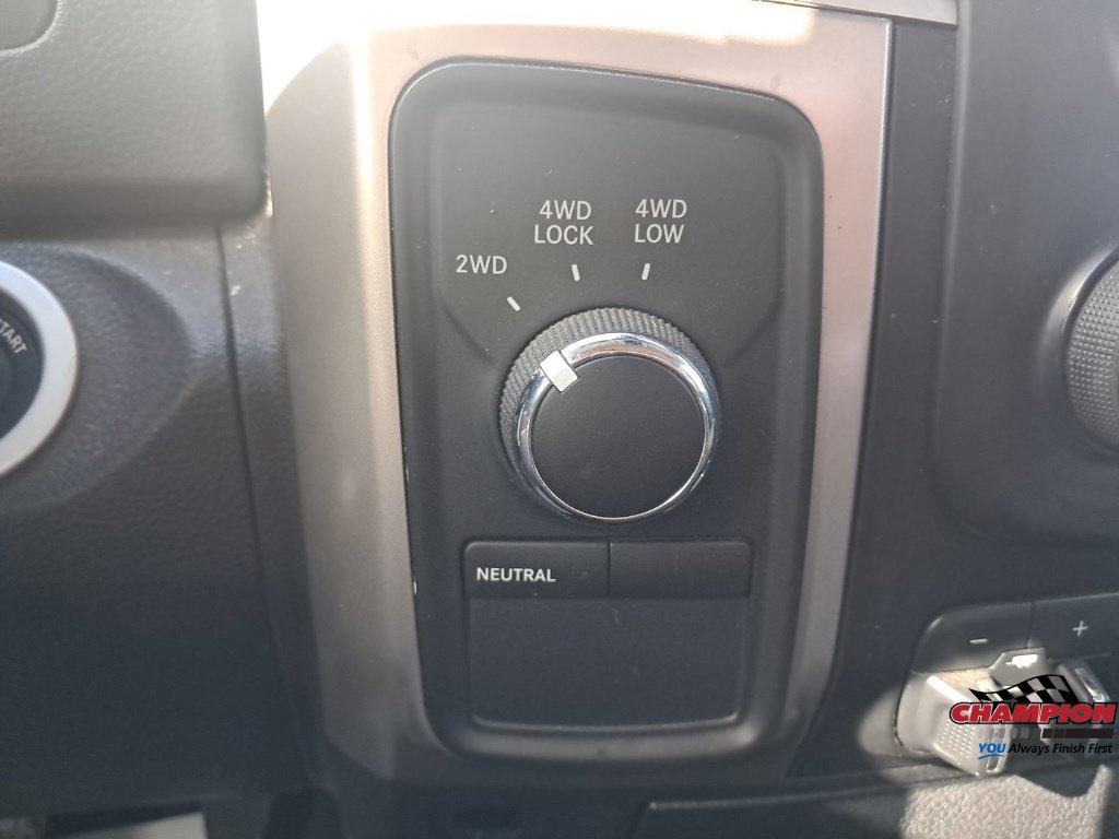Used 2016 RAM 2500 SLT AWD/4WD image 28