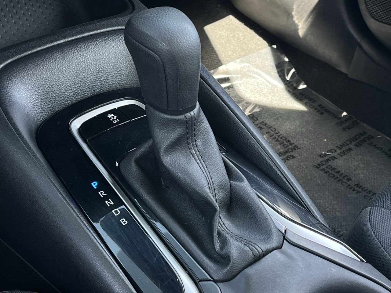 Used 2024 Toyota Corolla LE FWD image 17