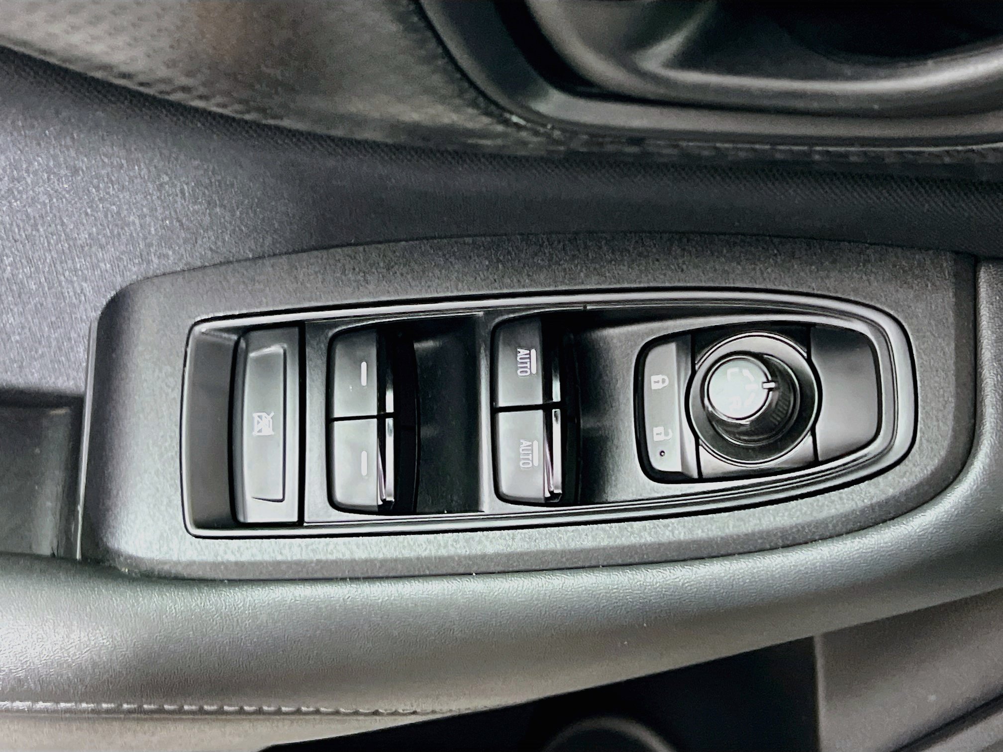 Used 2025 Subaru Legacy AWD/4WD image 15