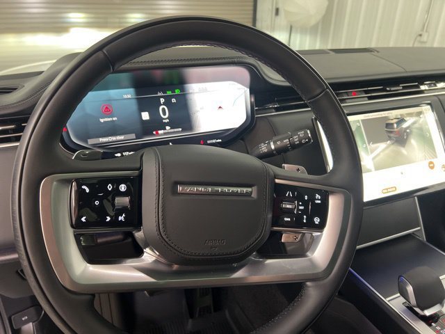 Certified 2025 Land Rover Range Rover SE AWD/4WD image 34