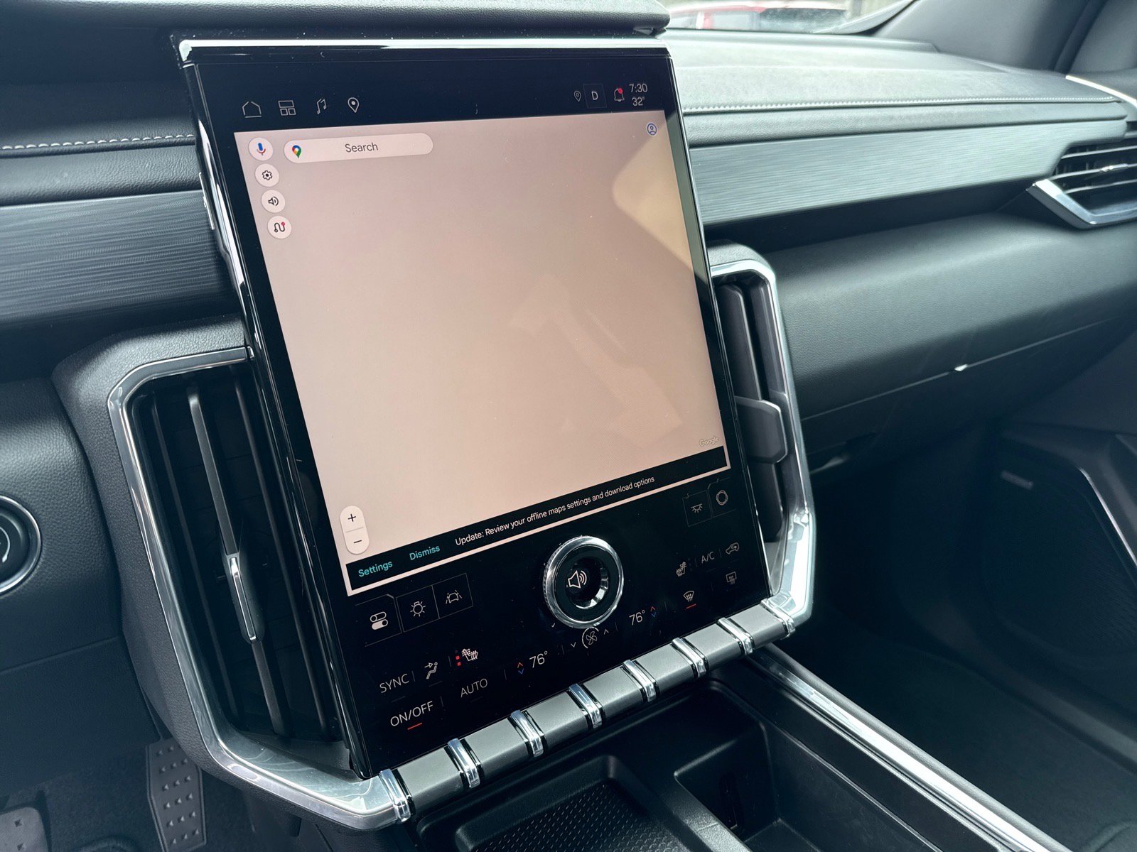 Used 2025 GMC Acadia Elevation image 18