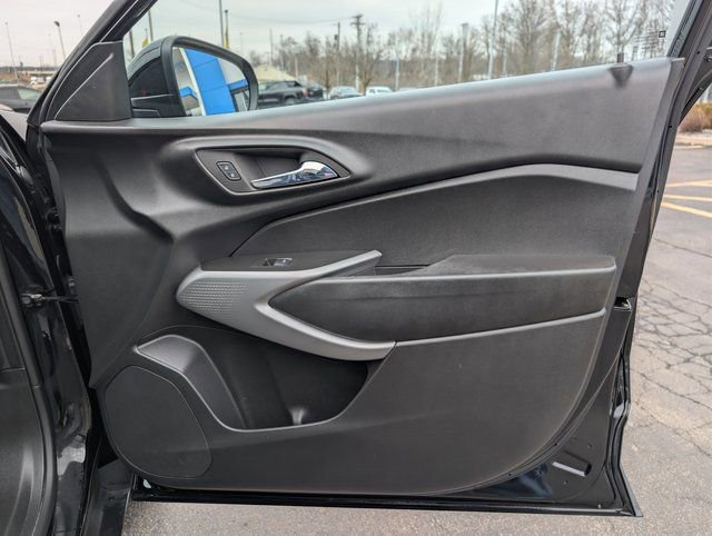 Used 2024 Chevrolet Trax RS image 13