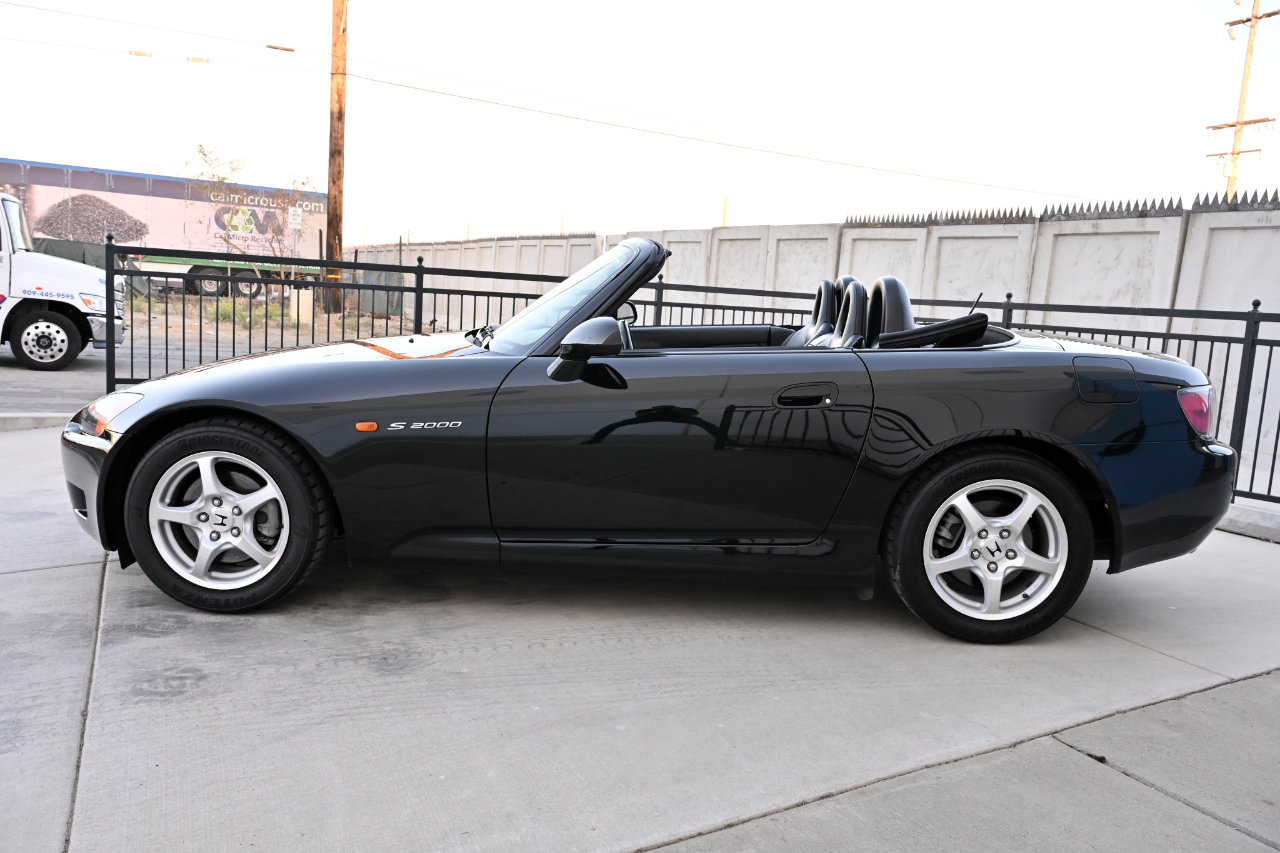 Used 2001 Honda S2000 image 5