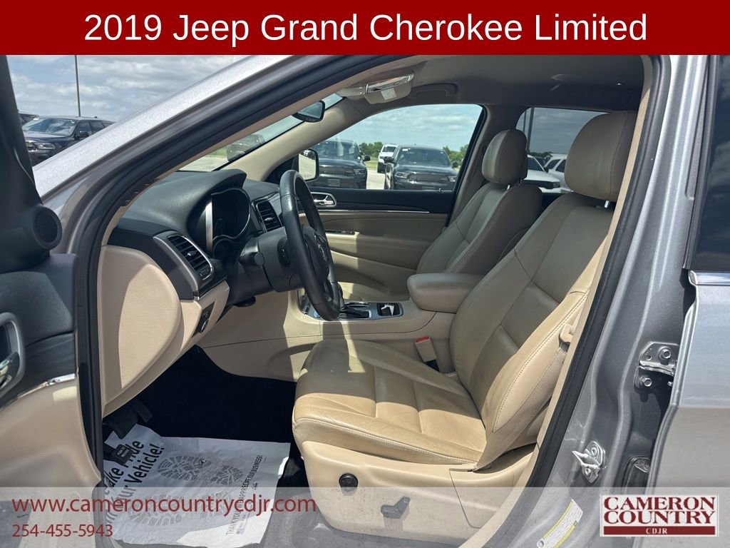 Used 2019 Jeep Grand Cherokee Limited RWD image 16