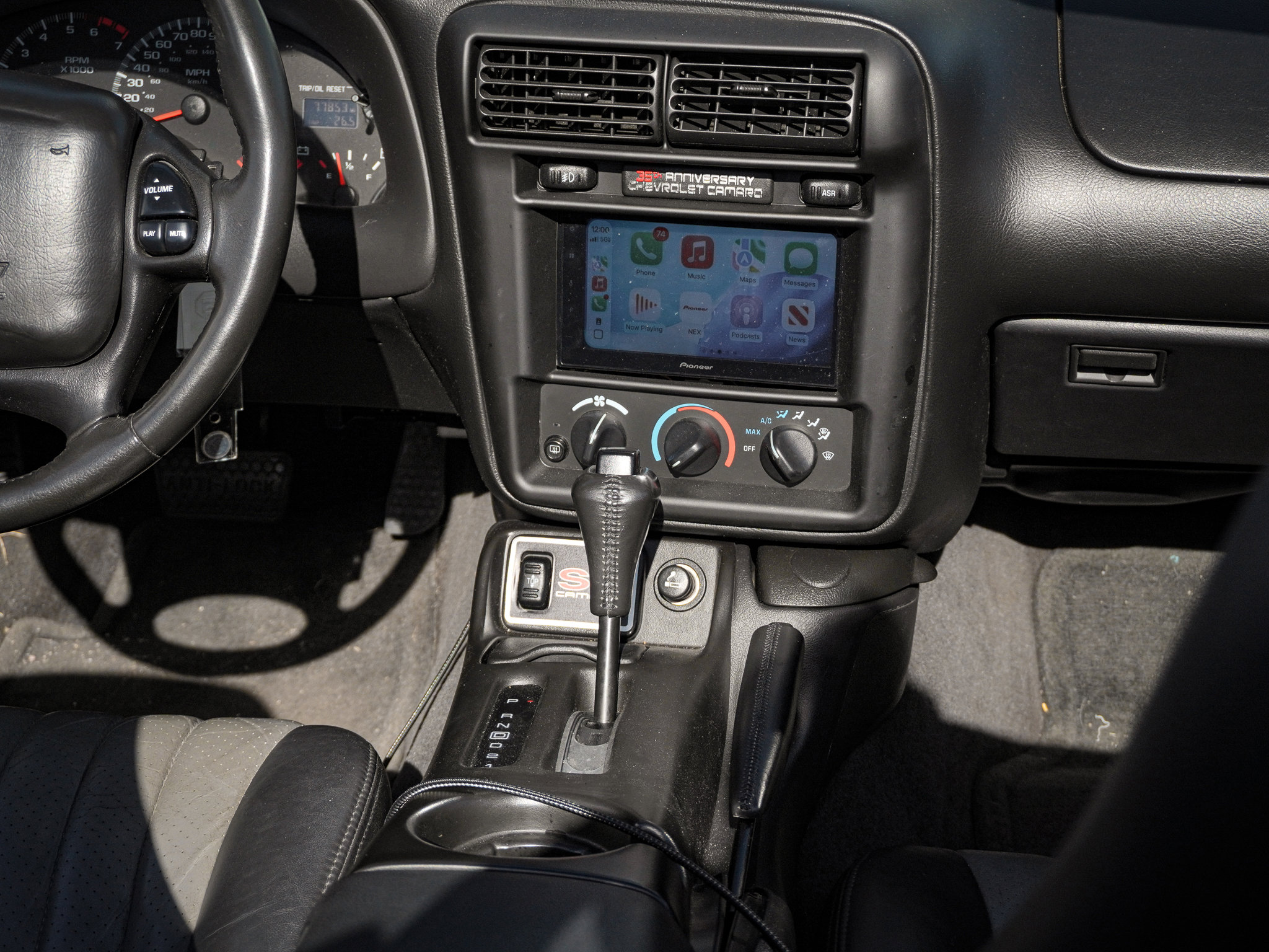 Used 2002 Chevrolet Camaro Z28 w/ SS Performance/Appearance Pkg image 31