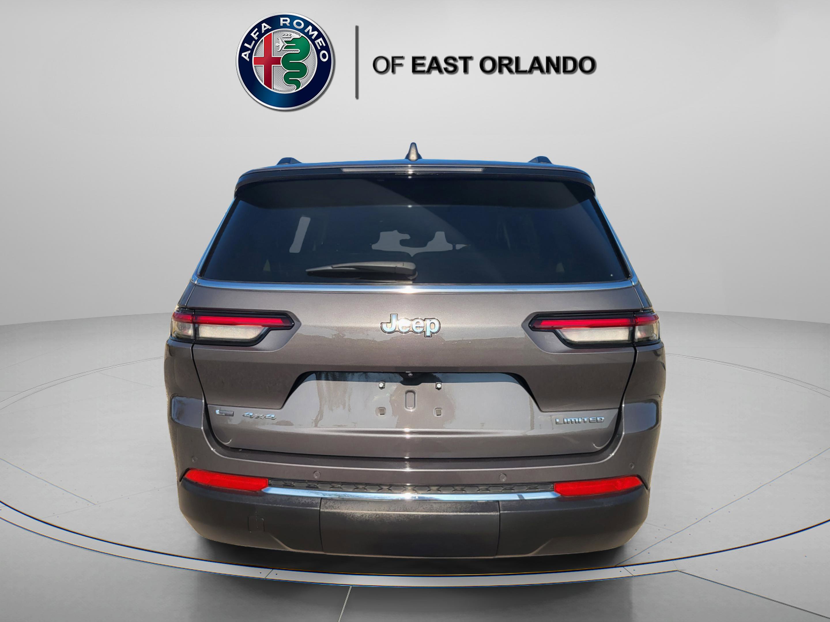 Used 2022 Jeep Grand Cherokee L Limited image 7