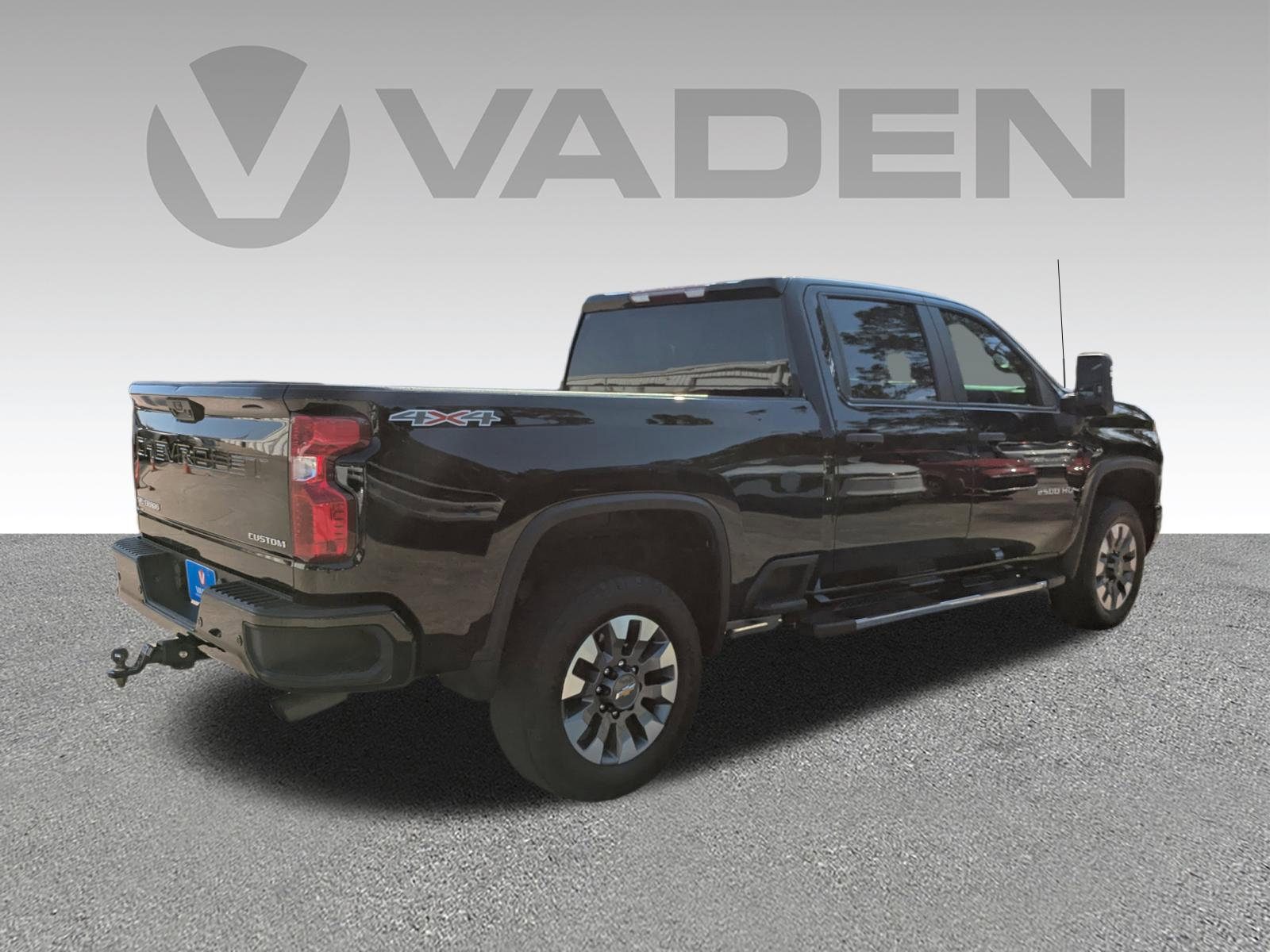 Used 2024 Chevrolet Silverado 2500 Custom w/ Custom Value Package AWD/4WD image 25