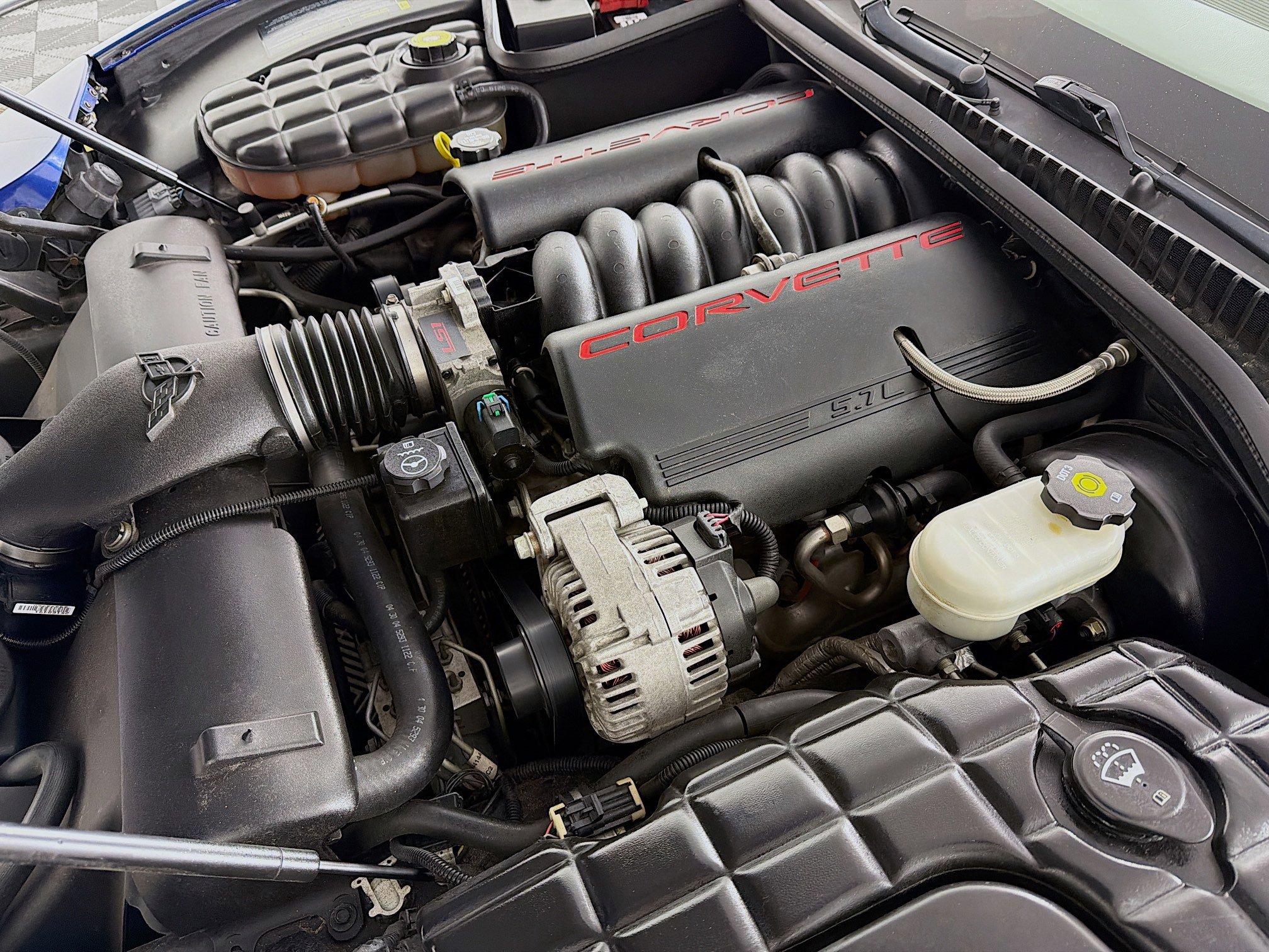 Used 2004 Chevrolet Corvette Convertible w/ Preferred Equipment Group image 26