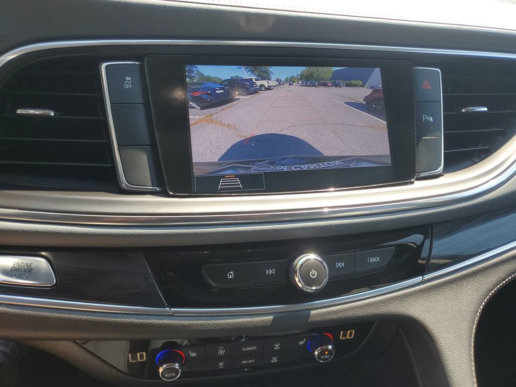 Used 2021 Buick Enclave Essence FWD image 19