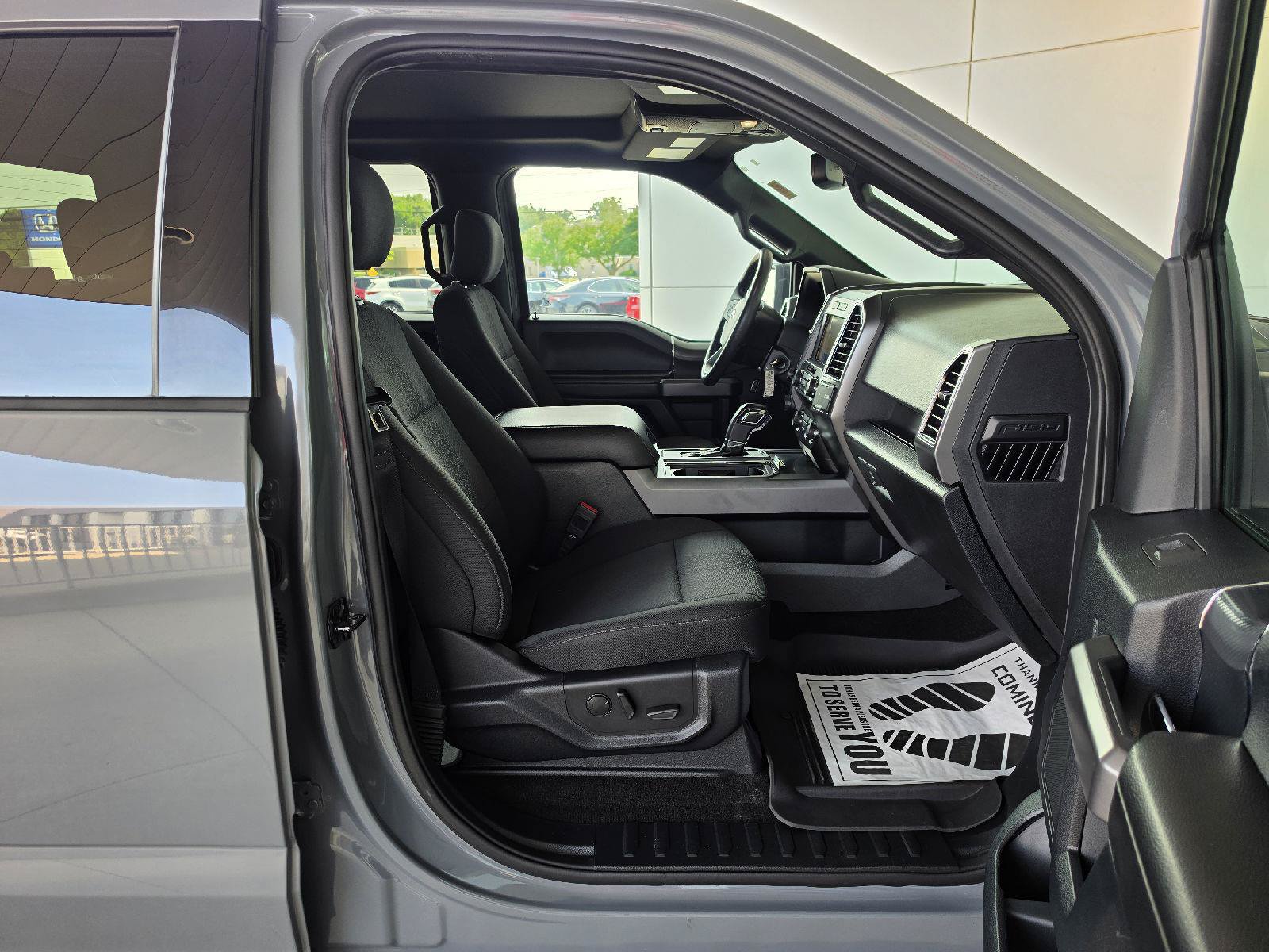 Used 2020 Ford F150 XLT w/ Equipment Group 302A Luxury AWD/4WD image 13