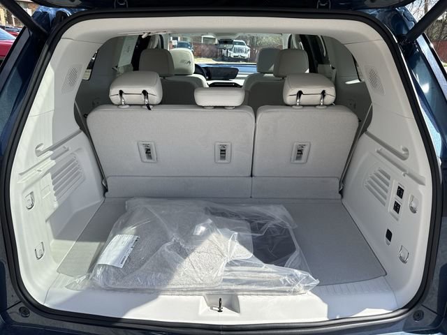 New 2026 Buick Enclave Avenir w/ Super Cruise Package image 25