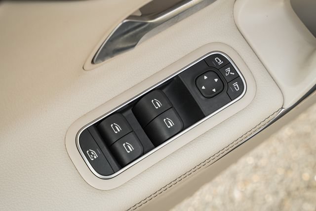 Certified 2023 Mercedes-Benz CLA 250 4MATIC image 36
