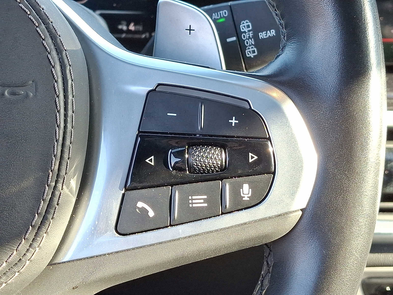 Used 2024 BMW X5 xDrive50e w/ Executive Package image 21