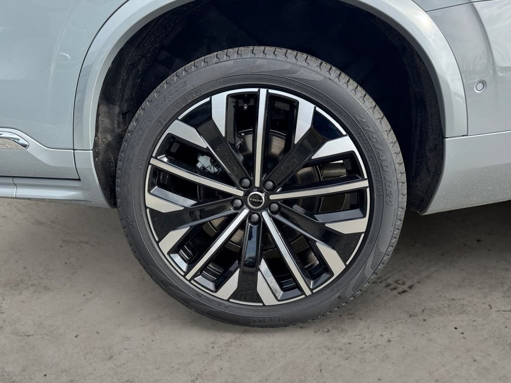 New 2026 Volvo XC90 B6 Ultra w/ Protection Package AWD/4WD image 8