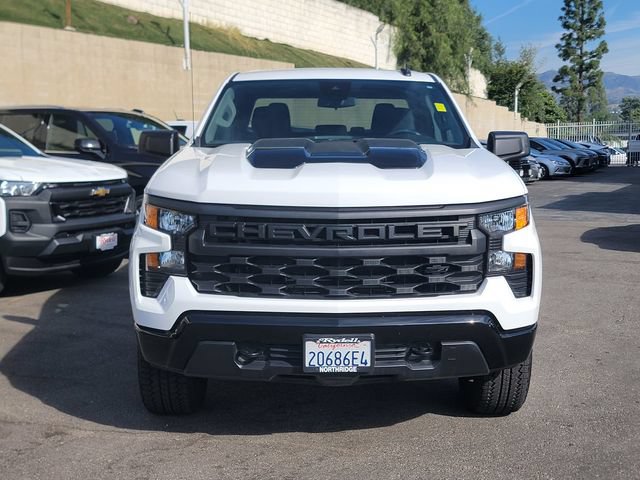Used 2024 Chevrolet Silverado 1500 Custom Trail Boss w/ Turbomax Blackout Package AWD/4WD image 2