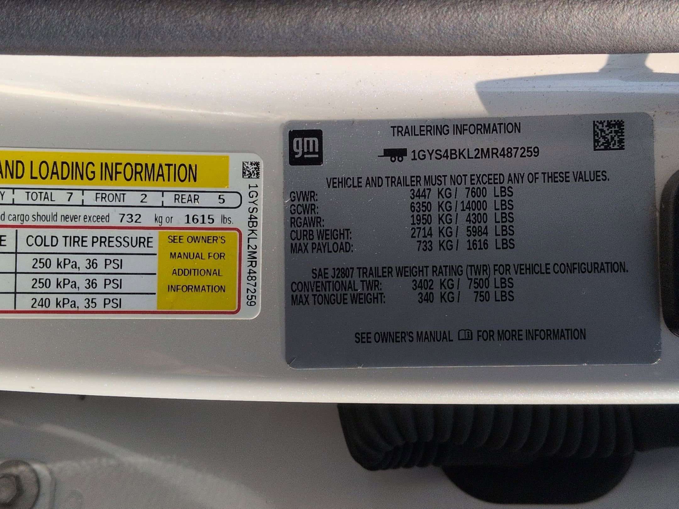 Certified 2021 Cadillac Escalade Premium Luxury image 35