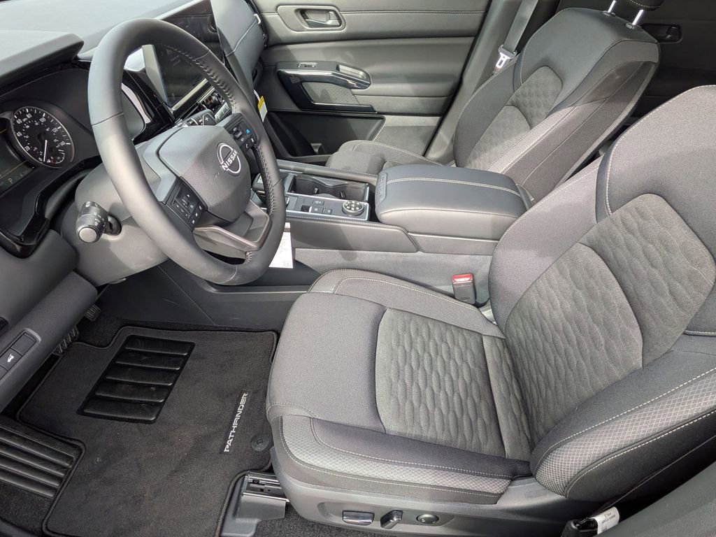 New 2026 Nissan Pathfinder SV image 10