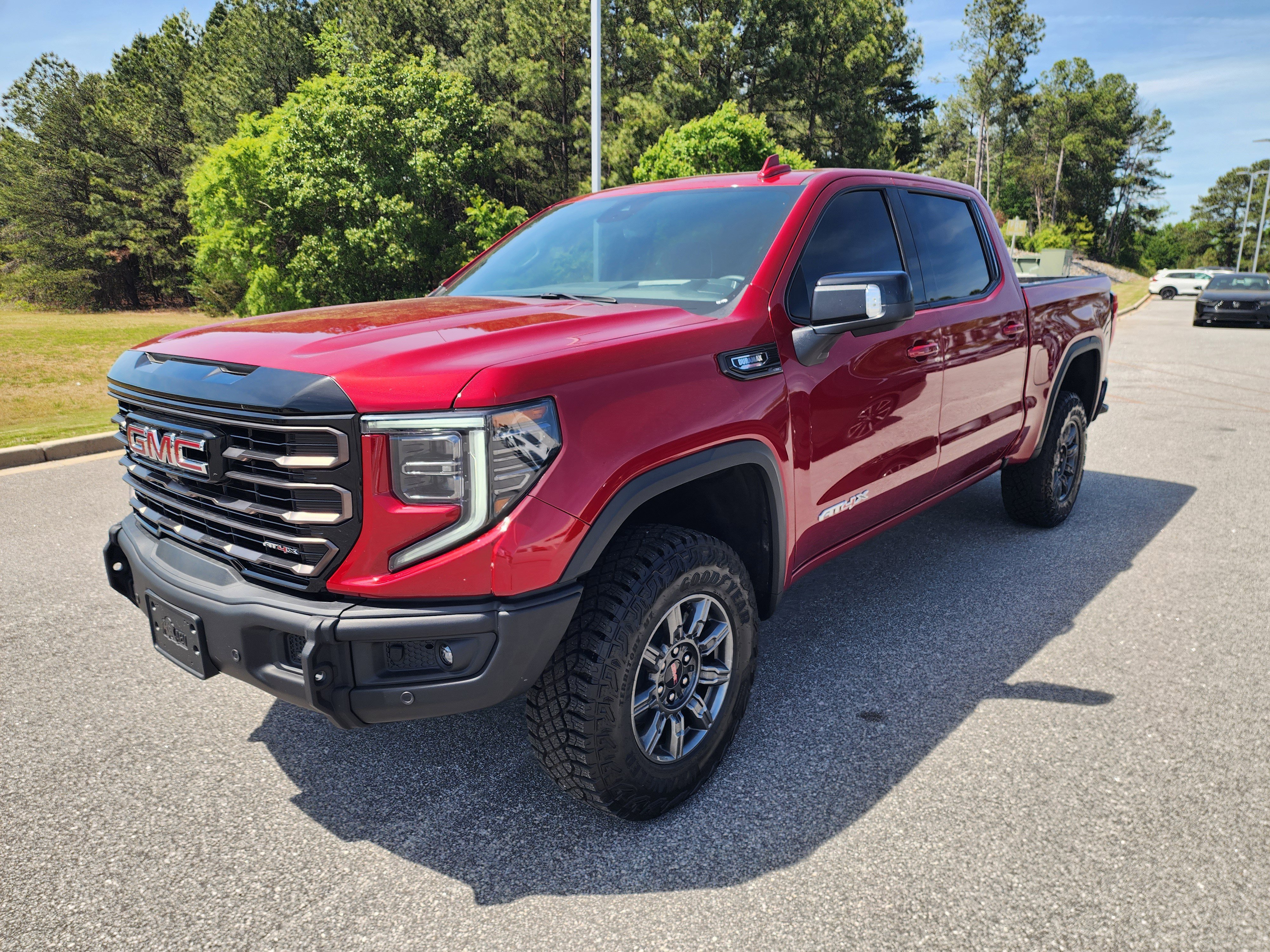 Used 2025 GMC Sierra 1500 AT4X AWD/4WD image 9