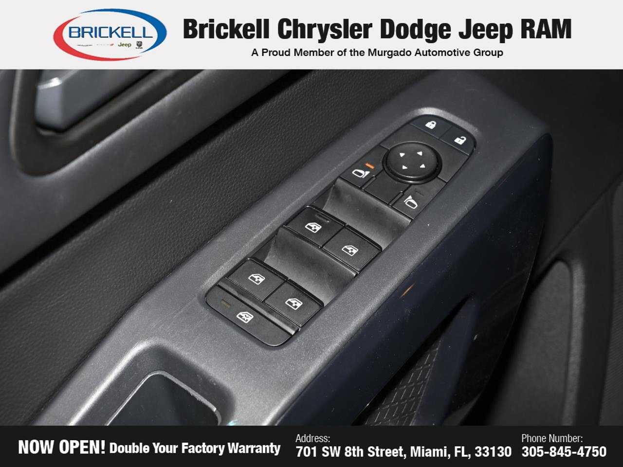 Used 2025 Nissan Pathfinder SV FWD image 23