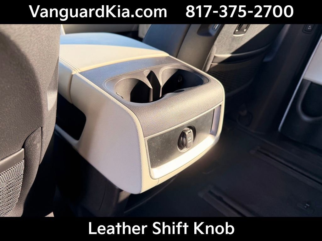 Certified 2024 Kia Carnival LX image 25
