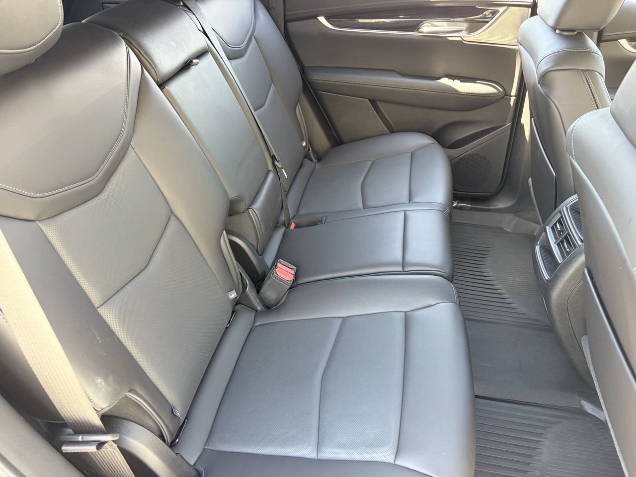 Certified 2023 Cadillac XT5 Premium Luxury w/ Technology Package AWD/4WD image 14