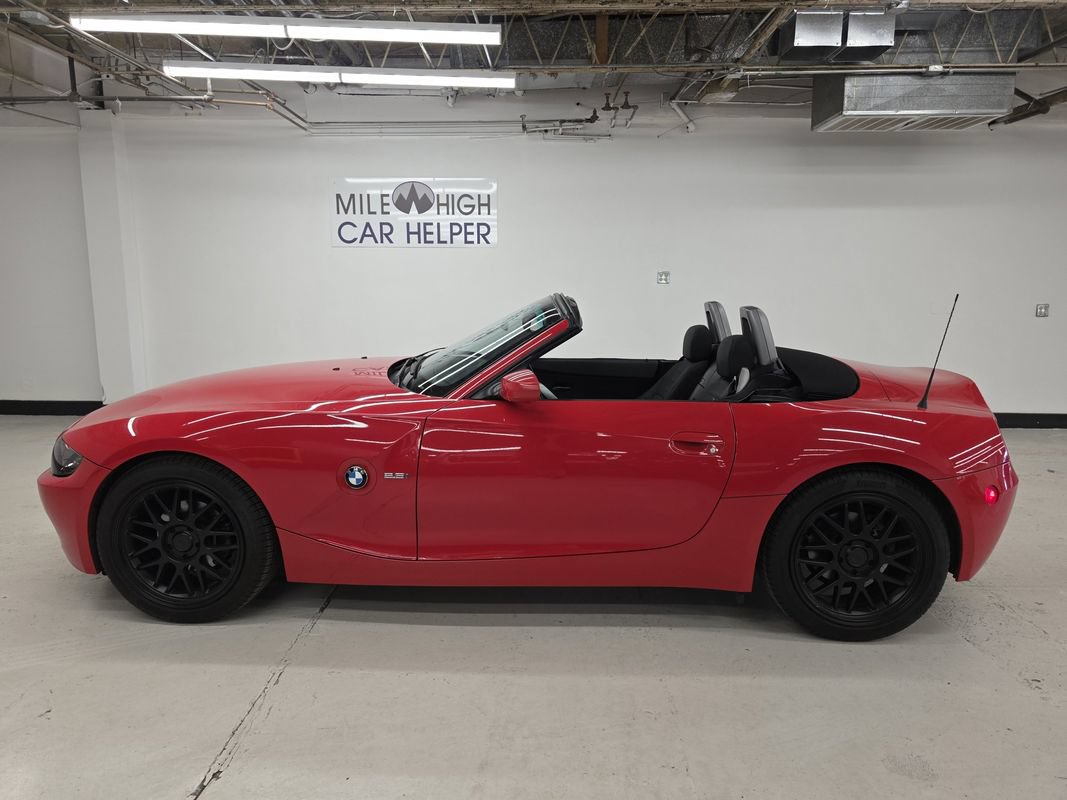 Used 2004 BMW Z4 2.5i RWD image 8