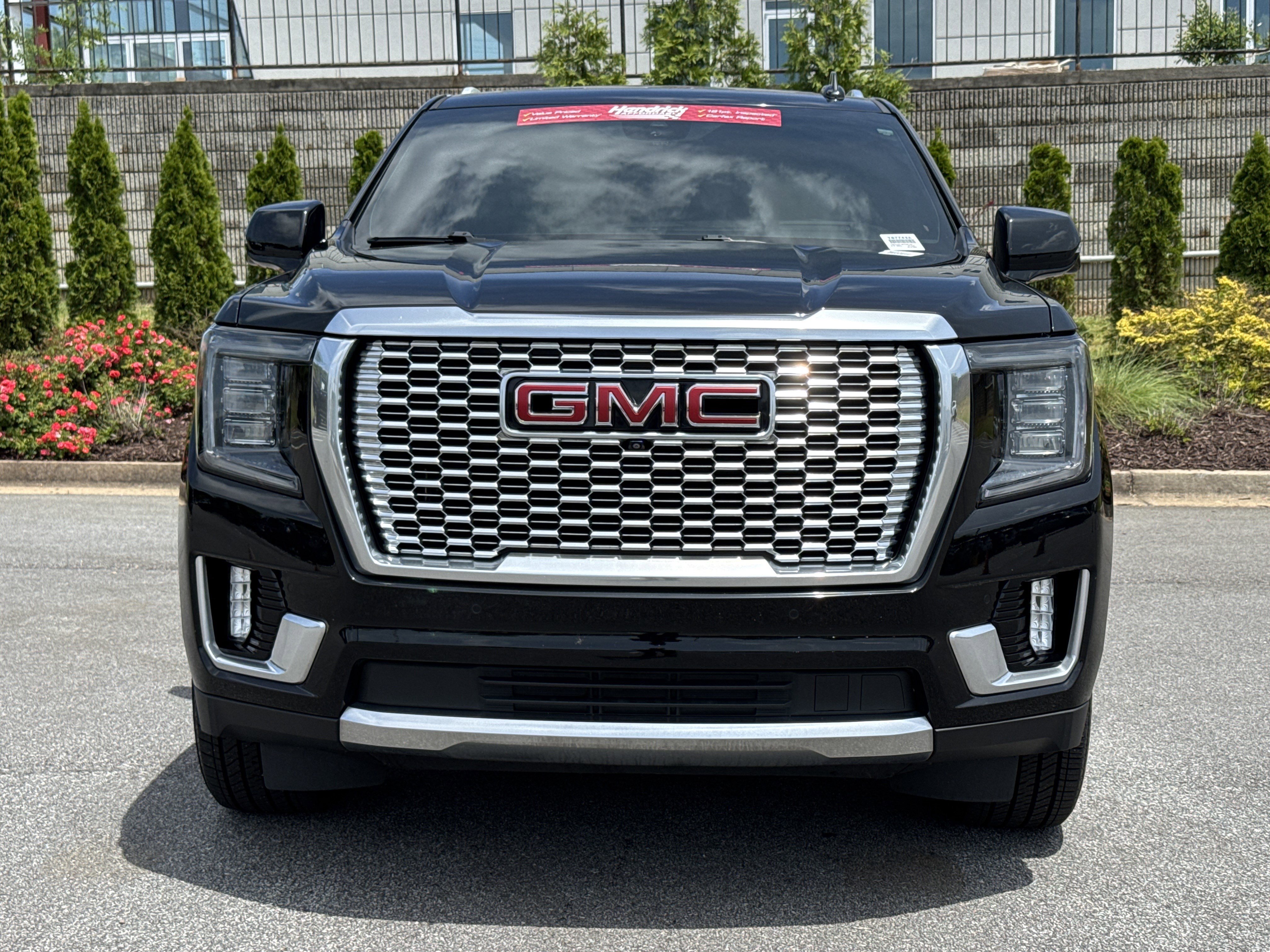 Used 2023 GMC Yukon XL Denali w/ Max Trailering Package AWD/4WD image 3