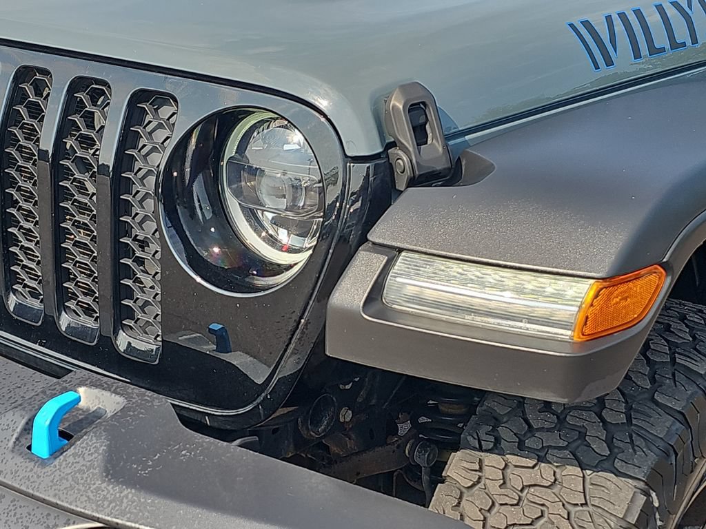 Used 2024 Jeep Wrangler Unlimited AWD/4WD image 30